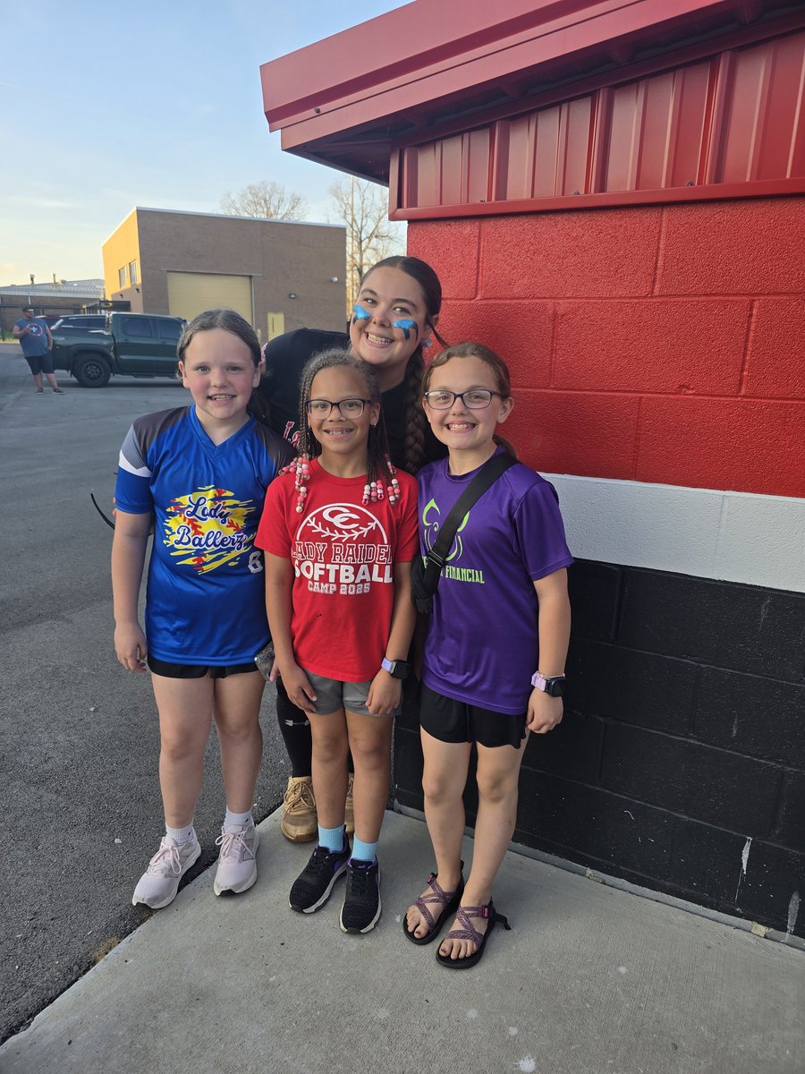 Maddi Scott tweet media