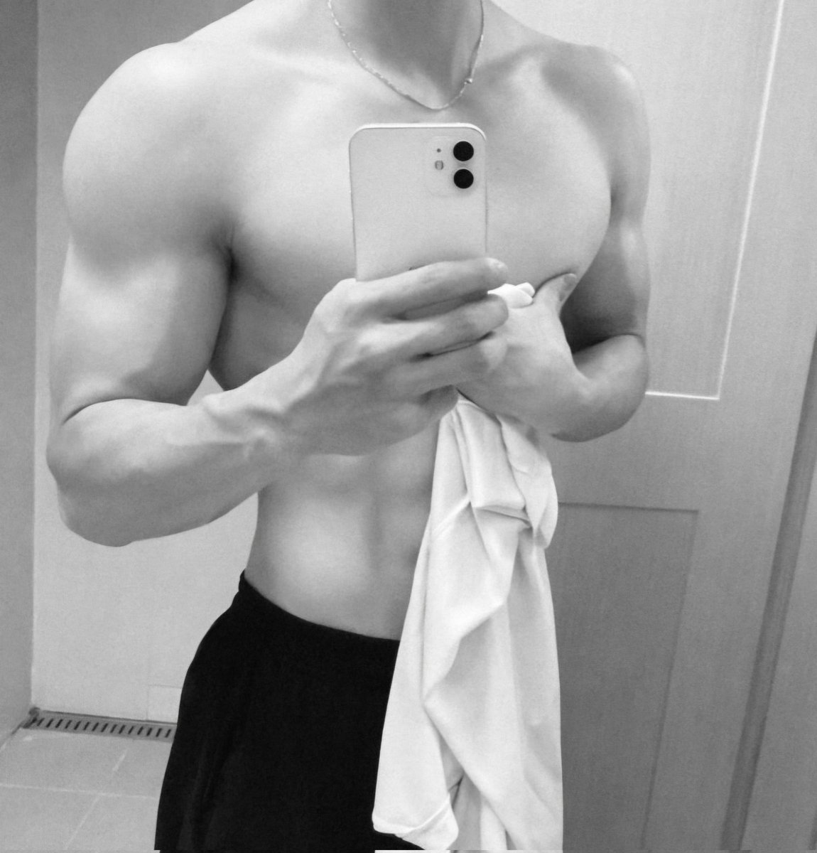 S07TCOR3's tweet photo. ㅤ ㅤ ㅤㅤ ㅤ ㅤㅤ ㅤ ㅤㅤ ㅤ ㅤ
ㅤ ㅤ ㅤㅤ ㅤ ㅤ
ㅤ ㅤ ㅤㅤ ㅤ ㅤ https://t.co/ksyUSdcIzP