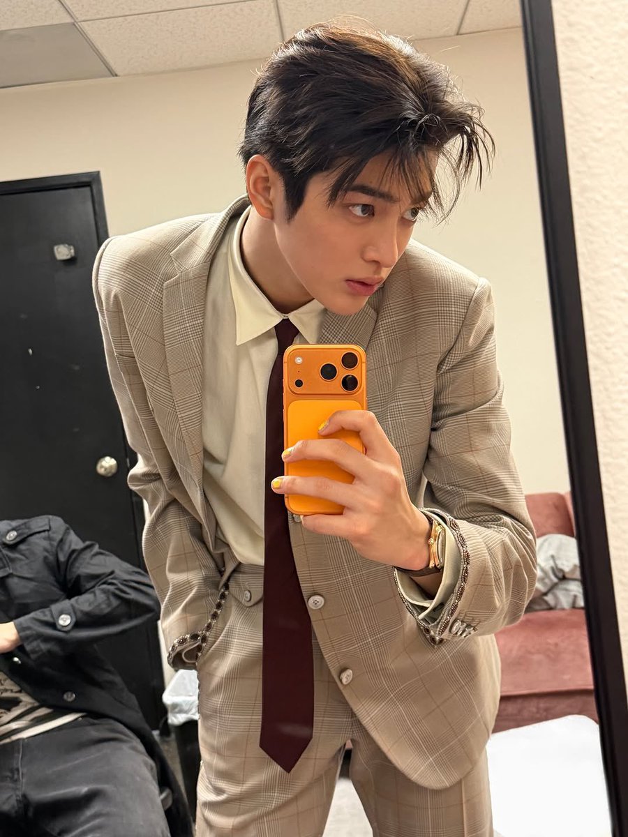 쉽허드 tweet media