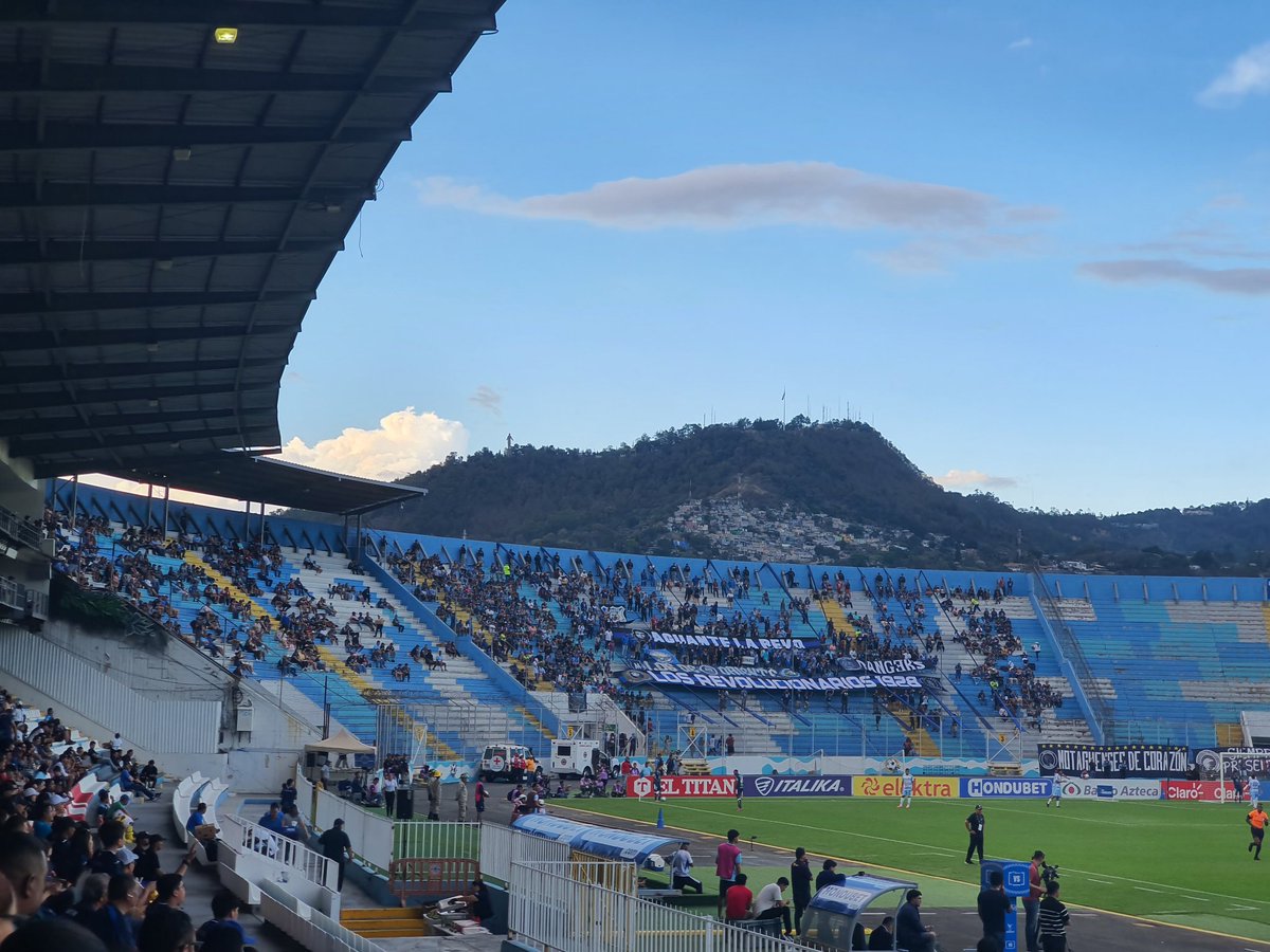 Loco X Motagua tweet media