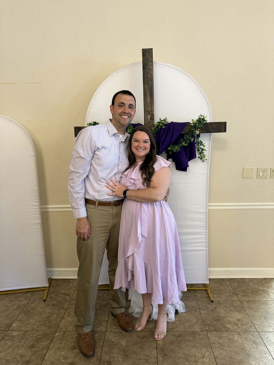 MattFraliex's tweet image. Happy Easter everyone! 

Our Lord and Savior, Jesus Christ, has risen! The grave could not hold him, death did not defeat Him. He is alive and is seated at the right hand of the Father today. 
#Easter2026 #HeIsAlive