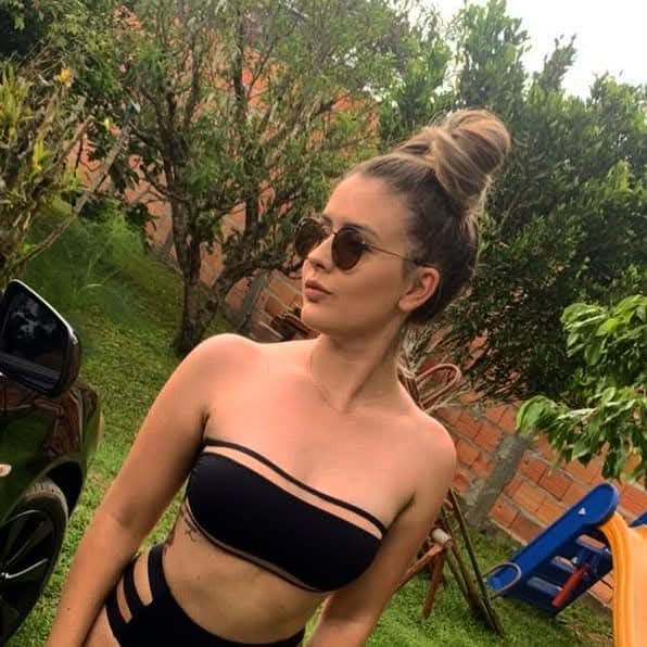 Nathália tweet media