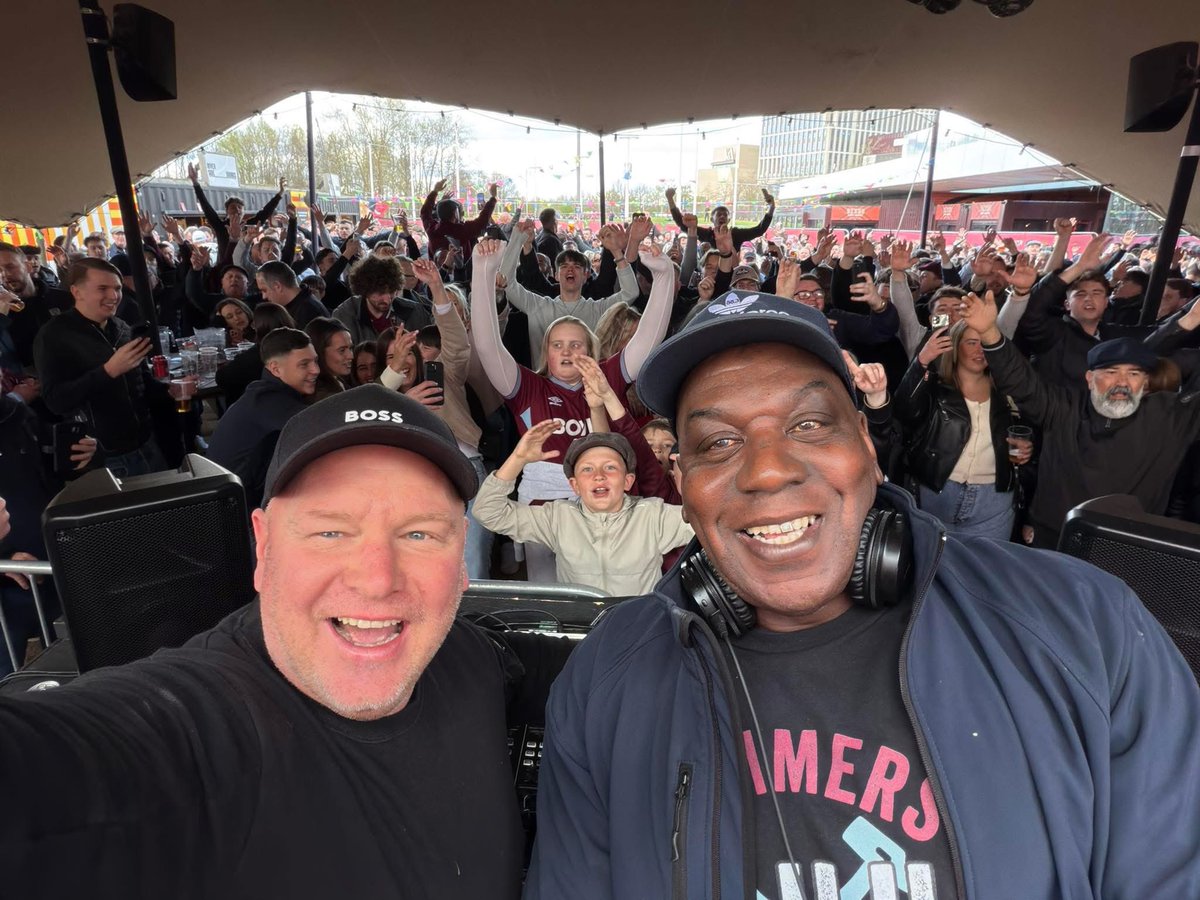 Martin Cee ⚒ tweet media