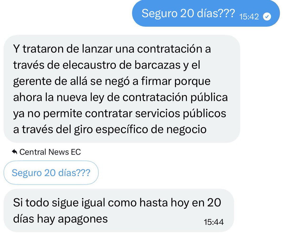 CentralNewsEC's tweet photo. 🚨 Según una fuente de @CELEC_EC, venció el contrato de una barcaza y no se han lanzado nuevos procesos.
👉🏻 Buscan pago “a dedo” mientras gerente de Elecaustro se niega por ley.
👉🏻 Si no actúan, en 20 días habrá apagones: déficit 1000 MW, Colombia solo puede vender 400 MW. https://t.co/NVA73f1T35