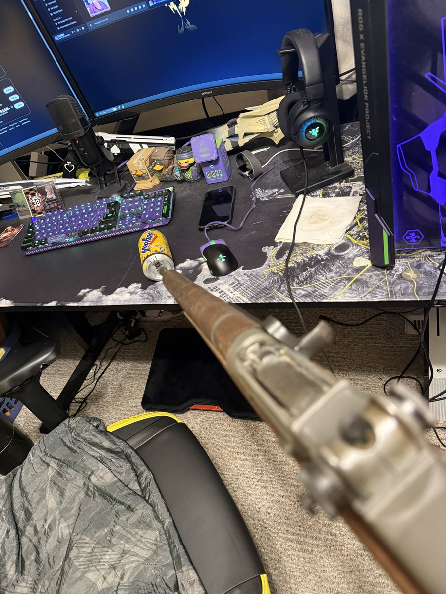 Freeman™ tweet media