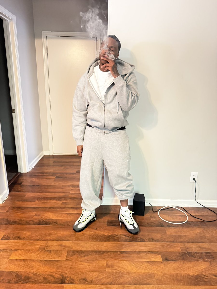 LilAs🩸 tweet media