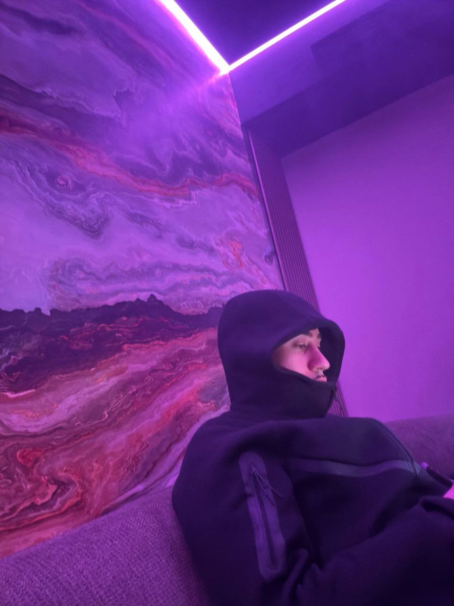 Alba Perez26 tweet media