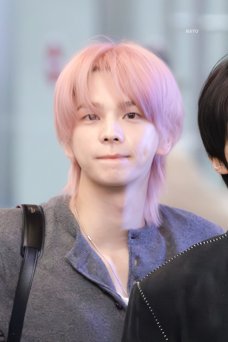 𝙉𝘼𝙔𝙐 tweet media