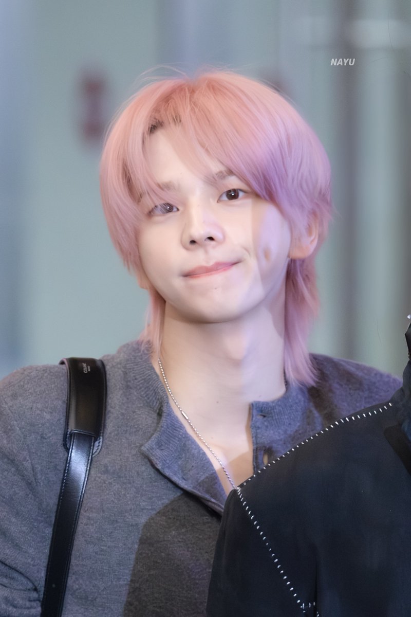 𝙉𝘼𝙔𝙐 tweet media