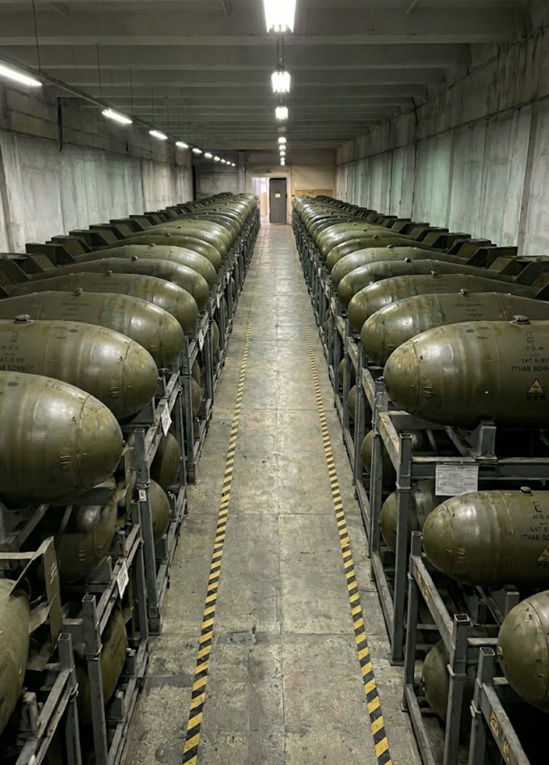 Johann, supplier of Tsar Bombs¹ ⁶ tweet media