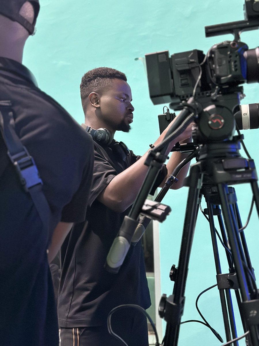 ifemedia_'s tweet image. Holding it down in two countries, same day, same brand. 🇳🇬🇨🇲
Grateful for the grace, the strength, and the opportunity to do what I love at this level. God be praised 🫶🏽🙇🏾‍♂️🎥📸
#IFEmedia #CreativeJourney #AfricaToTheWorld