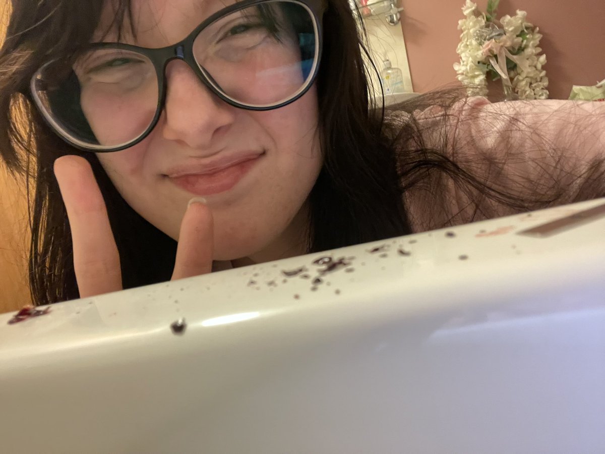 🐾 . the two time loving 𝖋𝖆𝖌 of #shedtwt tweet media