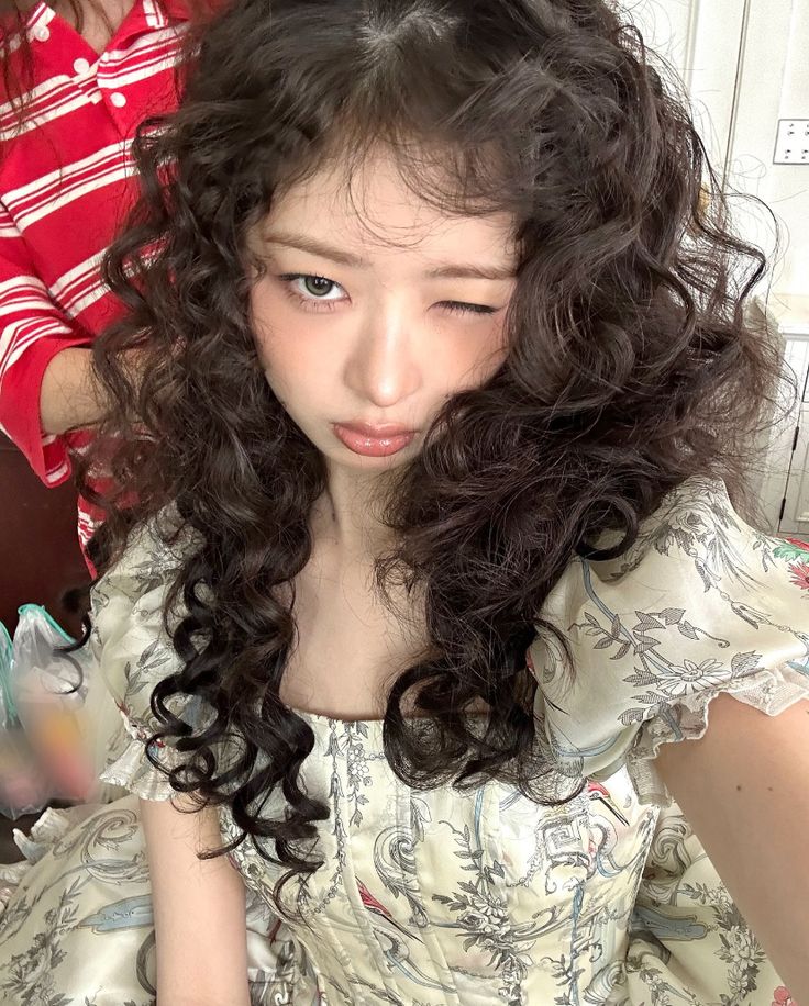 laurྀ🐌 (4.8/20) tweet media