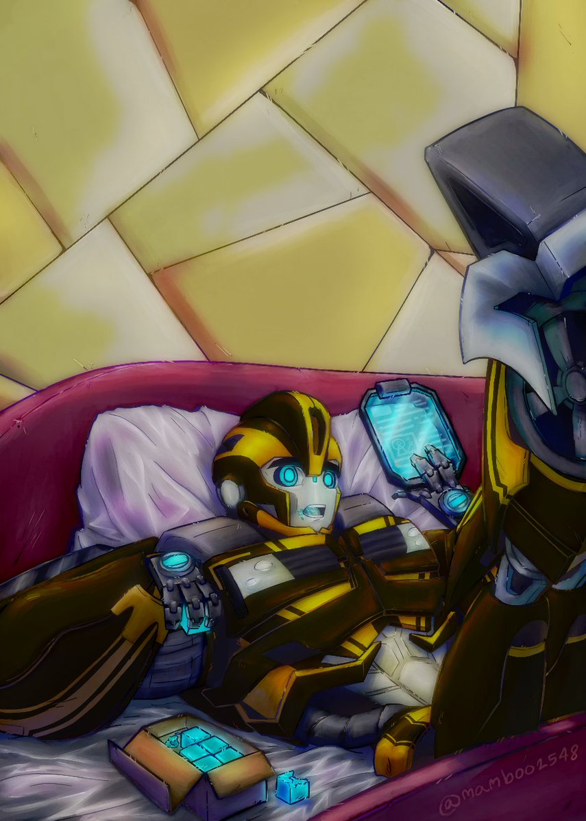 MamBoo2548's tweet image. everything about this pose feels so soft. Why is he this adorable.😭💗💛💕💕

#bumblebee #transformersprime #tfp