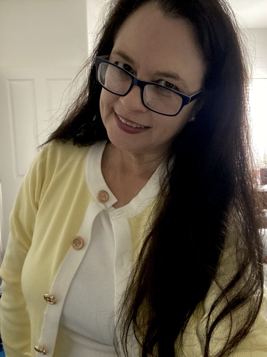 Valerie Romo tweet media