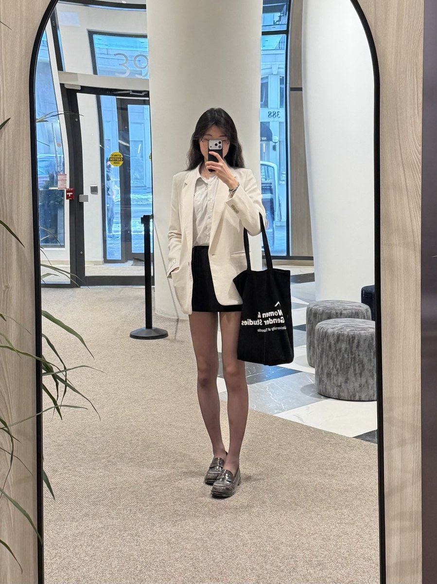 amber ଳ tweet media