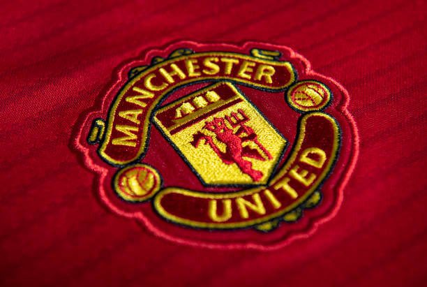 شليّل tweet media