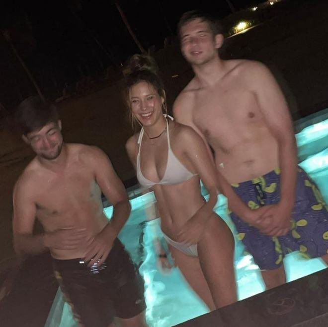 𓆩♡𓆪 tweet media