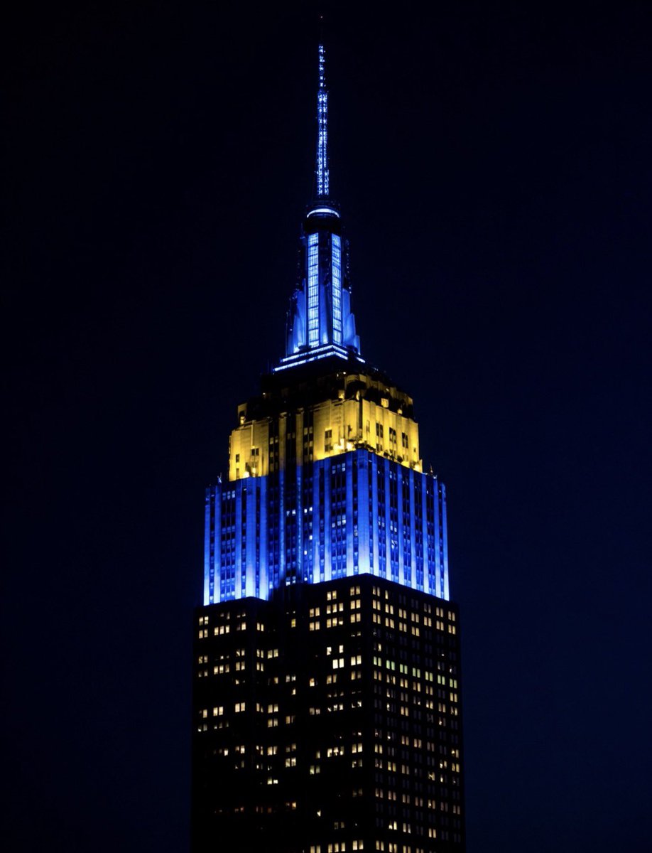 Empire State Building tweet media