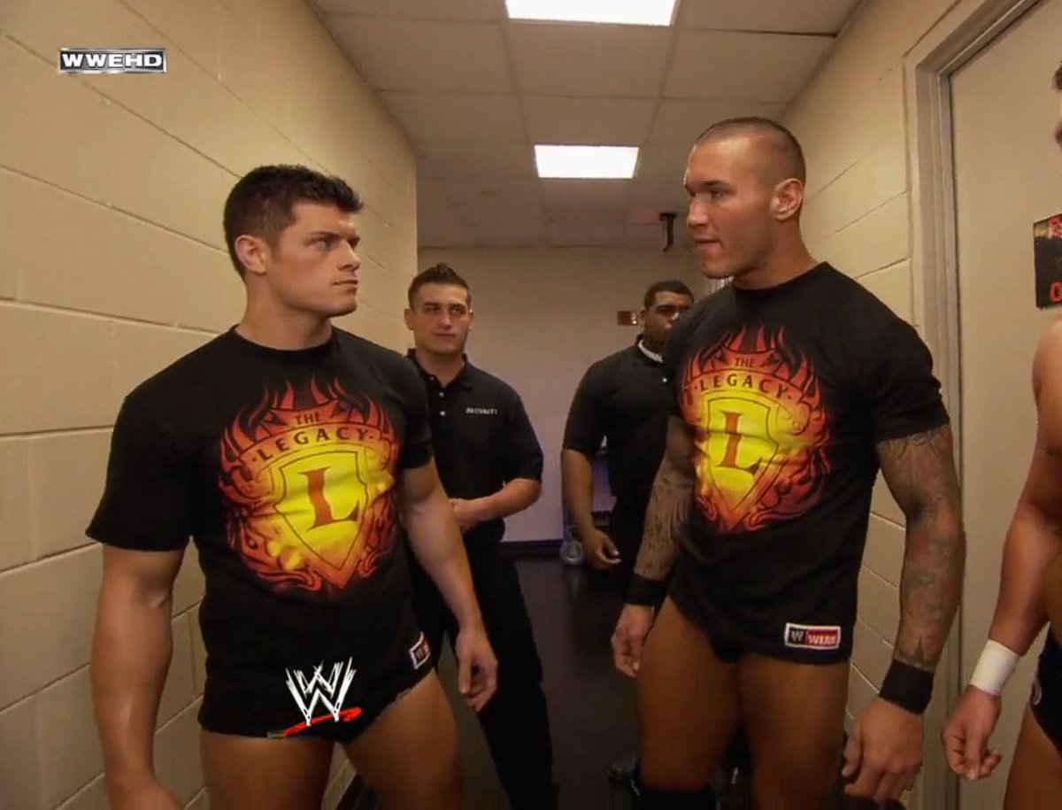 codeschamp's tweet image. they are matchinggg #candy