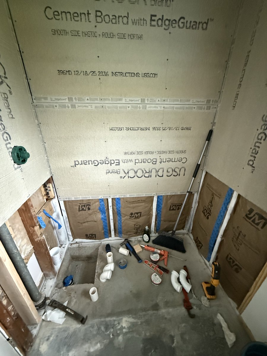 Compy aka Snap tweet media