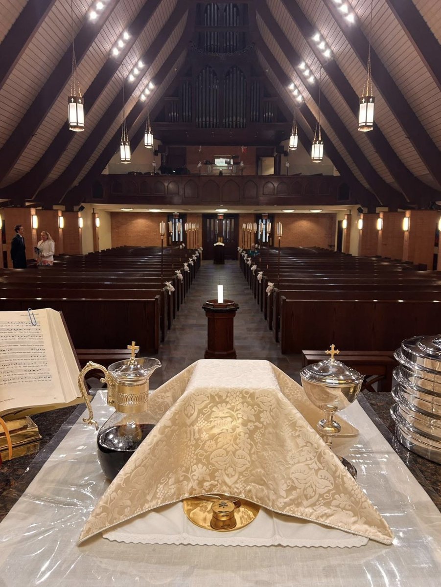 “Why do you seek the living among the dead?He is not here, but has risen.”

Mt Calvary Lutheran Church (LCMS) 
San Antonio, TX