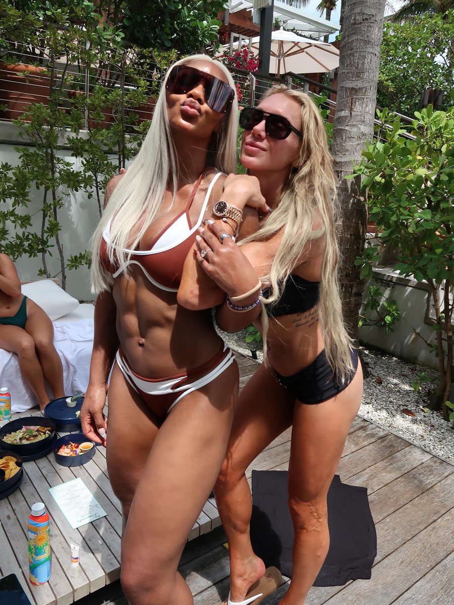 Ƒҽҍҽ 💫 (Charlotte's Girl 💎) tweet media