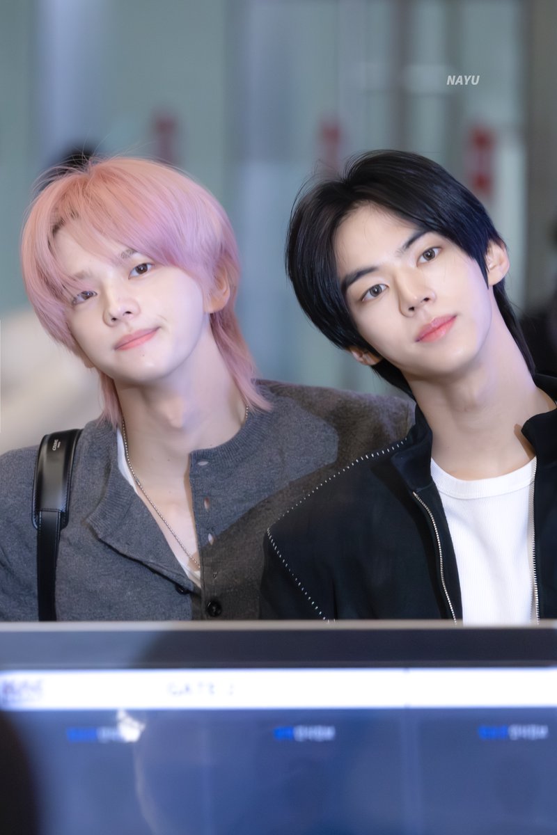 𝙉𝘼𝙔𝙐 tweet media