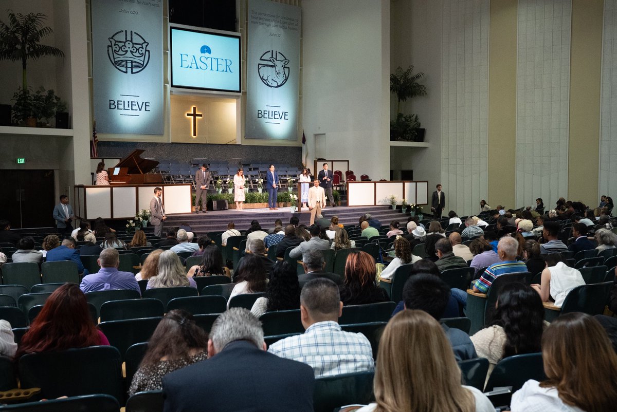 dave_delaney's tweet photo. To God be the glory! Several more professions of faith this morning, folks baptized, and dozens of visitors. https://t.co/PexfV10HdD