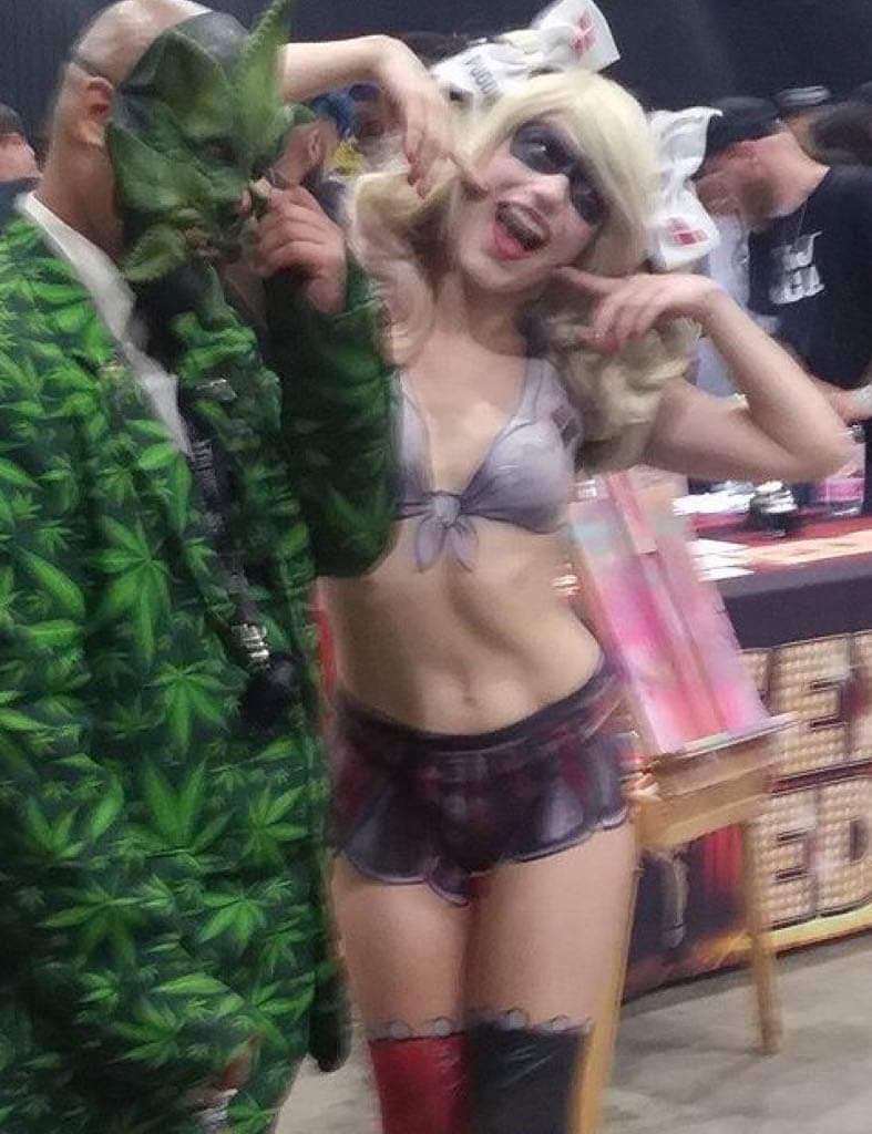 freshtheweedman's tweet photo. #DabathonCup #WeedEvent #2017 #LiveOnStage #CannabisCommunity #WeedLife #StonerVibes #HighSociety #CannabisCulture #SmokeSession #LitVibes #WeedMan #420Vibes #StayLifted #CloudChaser #GasPack #StonerLife #ViralVideo #EventVibes #TurnUp #OnlyFansCreator https://t.co/aq3vwTaXcQ