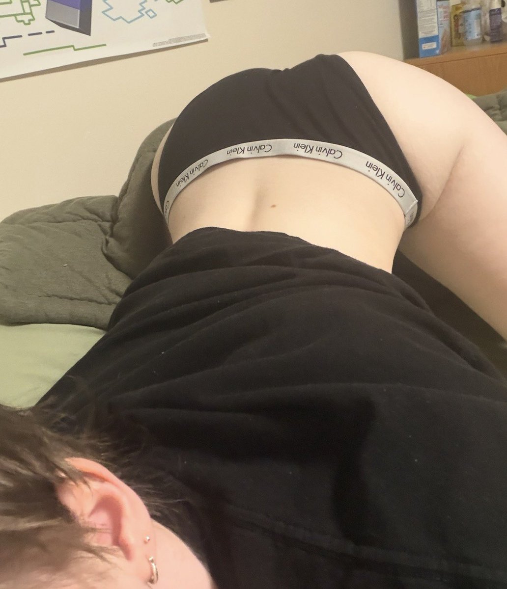 jessesclown's tweet photo. 📌📌📌redoing my pinned!! :3

hi i am 18 and use he him pronouns.  i am ftm, twinky, and a bottom‼️
rt is appreciated 
like and rt for oomfs
minors dni please  
dms open 😛

#ftm #ftmporn #nsfw #boypussy #nsfwtwt #agegap #barelylegal #18yo #collegeteen https://t.co/xloPMiqhEp