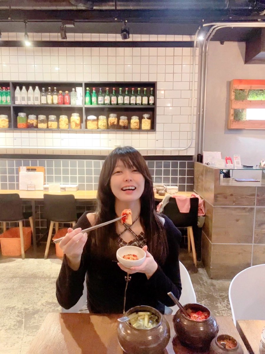 メイルナ🌻🌙6/19~21初舞台女優🔰下北沢ﾊｰﾌﾑｰﾝﾎｰﾙにて！ tweet media