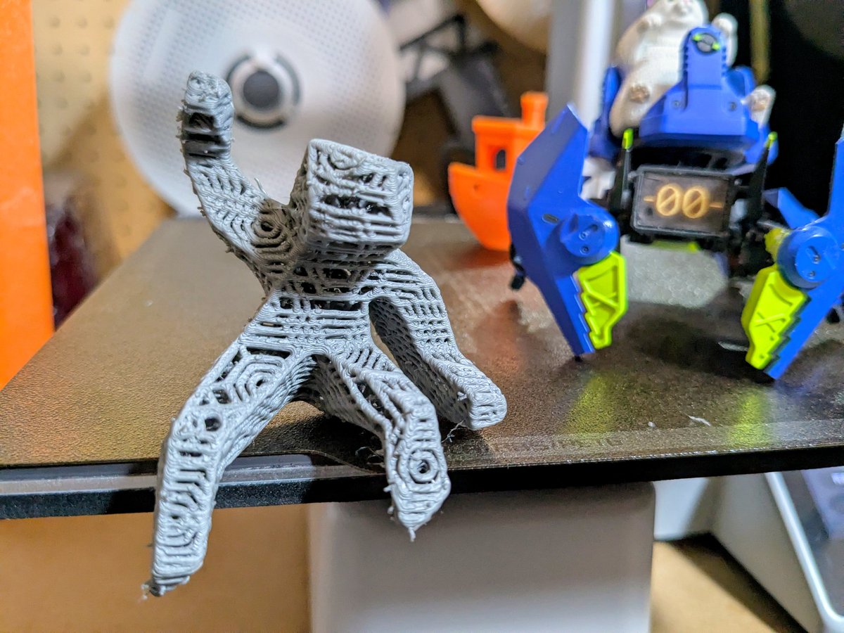 モクツノ tweet media