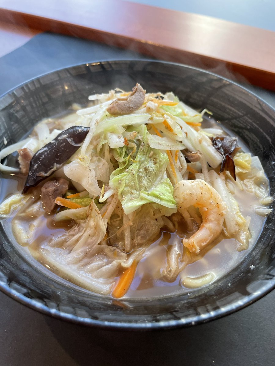 麺や潮風 tweet media