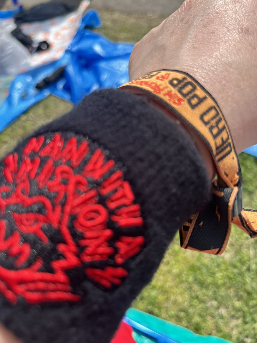 るねこ l'uneco( *∂ωб)🌈🐺 tweet media