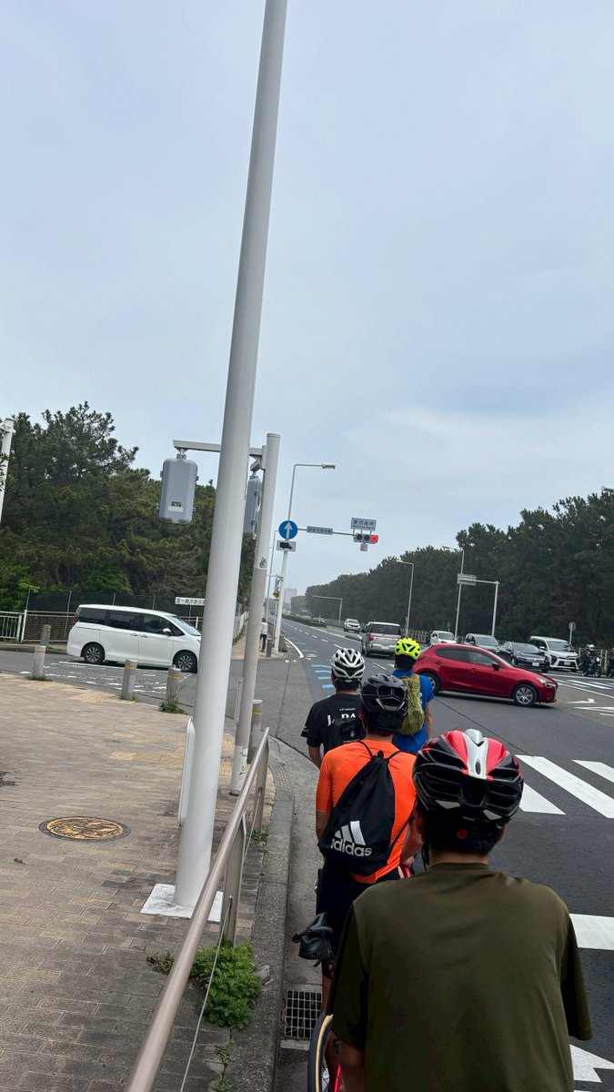 昨日は江の島経由で大磯まで80kmライド！
湘南の区間はかっとばせて気持ちいいです✨️
#春から横国