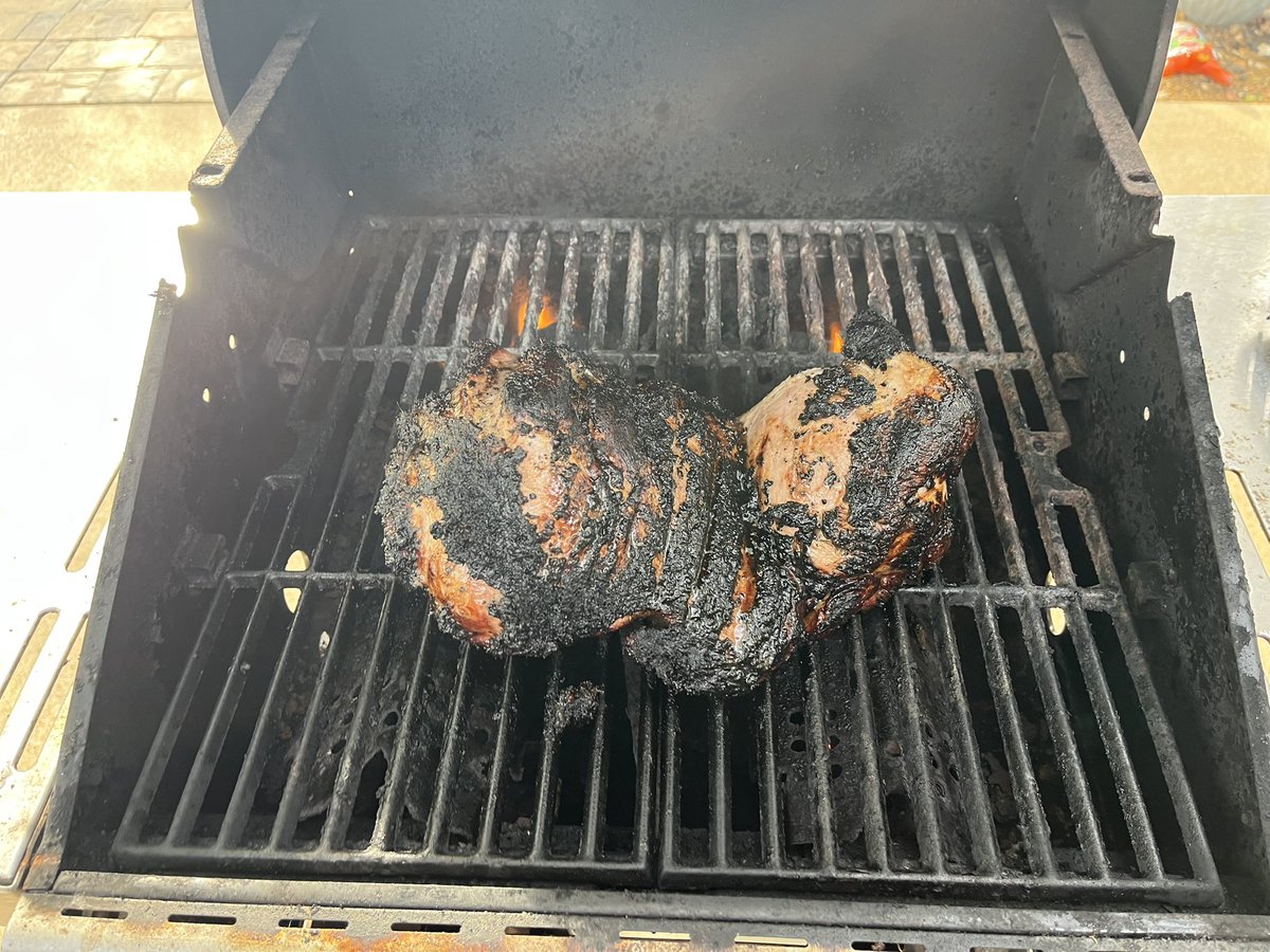 revward5's tweet photo. The lamb … #EasterFeasting https://t.co/5bQS4XcVDK