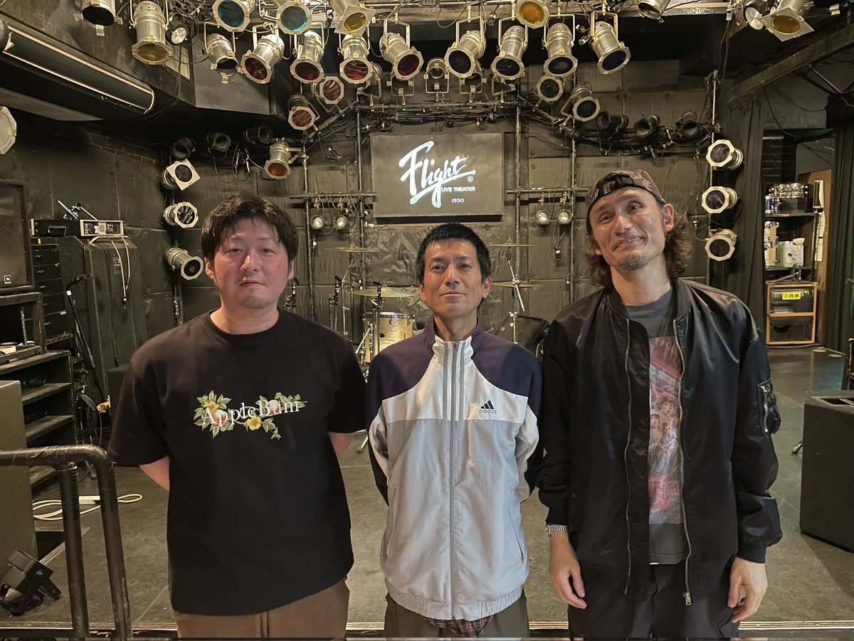 府中フライト、フロアのみんな、ありがとうございました🎤
シットもヨシユキもサイコーだったなー
よい日曜日だった！

また✋️