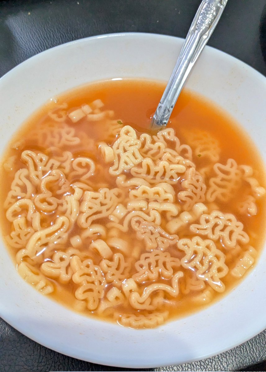 Hoy hice sopa de dinosaurios Raaaawwwr!!!