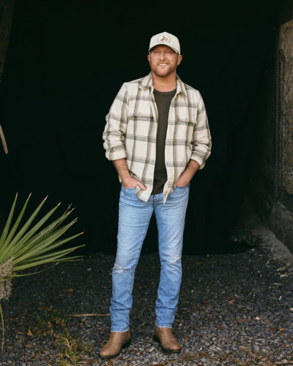 TagsSummerStage's tweet photo. 🤠 Multi-platinum hitmaker Cole Swindell brings his chart-topping catalog to the Mich Ultra Summer Stage at Tag’s on Fri, May 22 with powerhouse vocalist Gabby Barrett. Tickets on NOW!
🎶Cole Swindell with Gabby Barrett
📍 Big Flats, NY
📅 Fri, May 22
💻 https://t.co/vZIZ0njBz2 https://t.co/k7lJ2495YA
