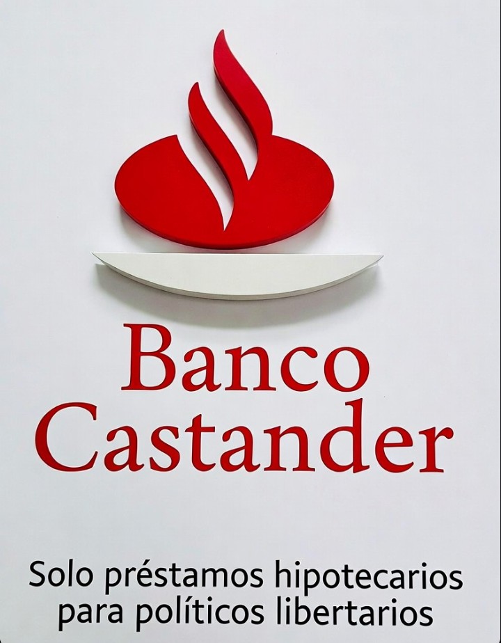 Holder Anonymous tweet media