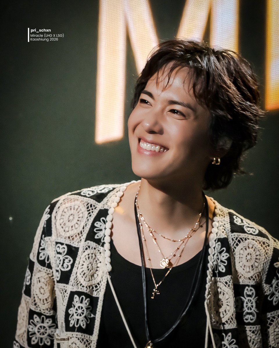 Pri_Schxn 💛 tweet media