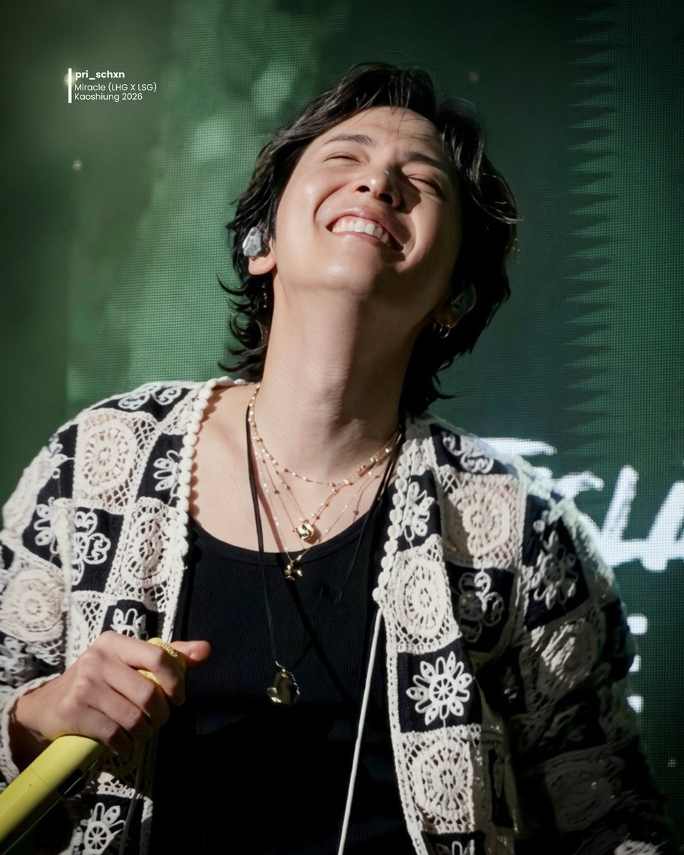 Pri_Schxn 💛 tweet media