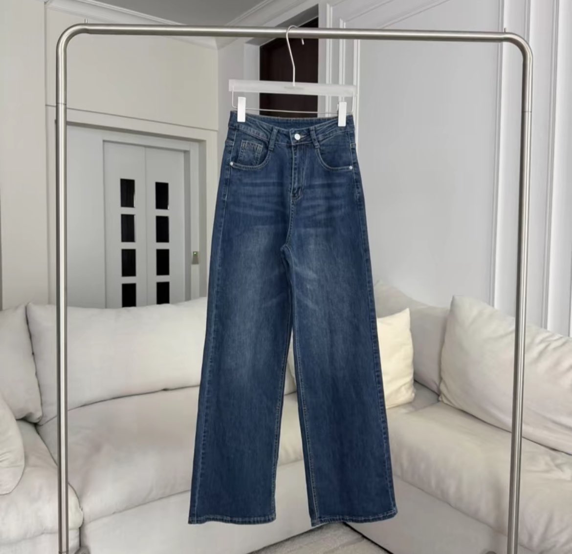 saveg02's tweet photo. 📍ส่งต่อ📍
ยีนส์เข้มpromthong size L 200฿รวมส่ง

#ส่งต่อpromthong #ส่งต่อstylist #ส่งต่อcintage #ส่งต่อเสื้อผ้ามือสองสภาพดี #ส่งต่อเสื้อผ้า #ส่งต่อเสื้อผ้ามือ2 #ส่งต่อเสื้อผ้ามือสอง https://t.co/J8pEOVBXlE