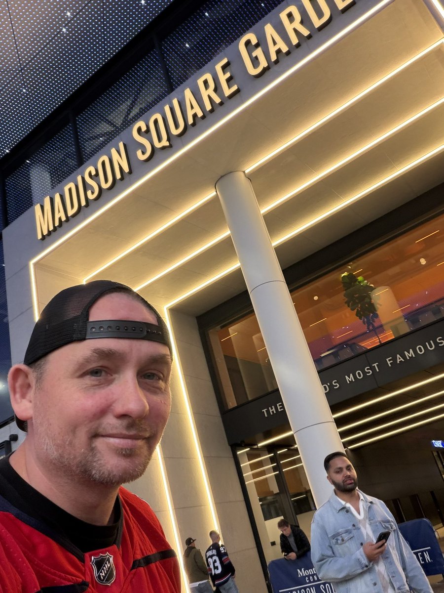 Timmy Martini 🇨🇦 tweet media