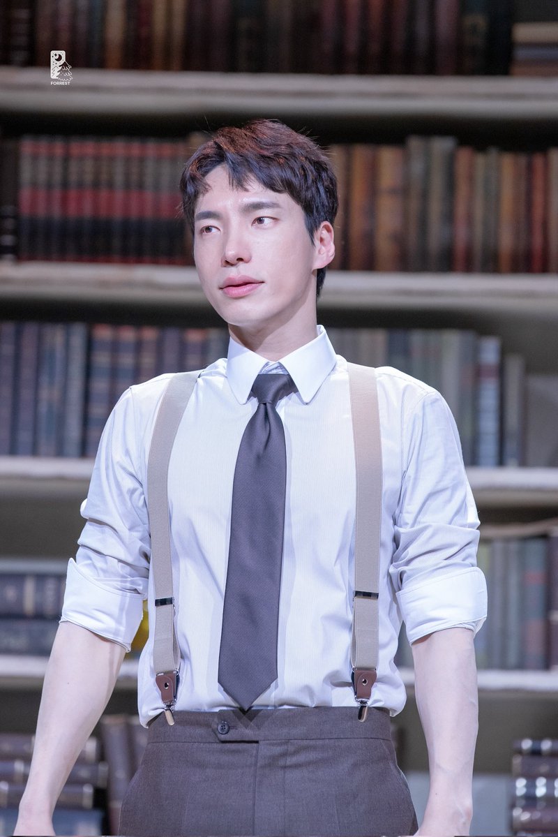 포 레스트 tweet media