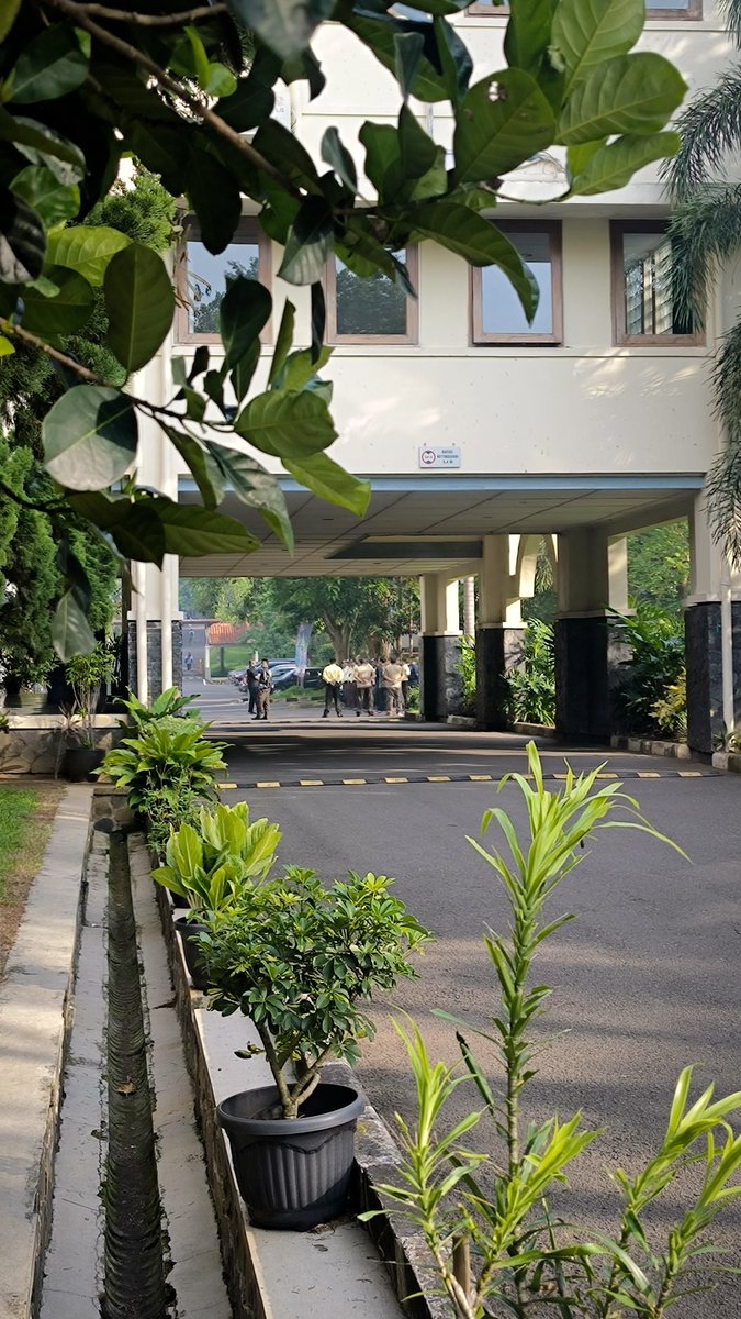 orang biasa panggil tupji✮⋆˙ tweet media