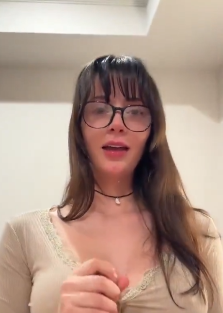 Thea Langley tweet media