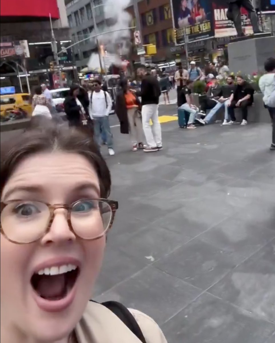 Max 📟 tweet media