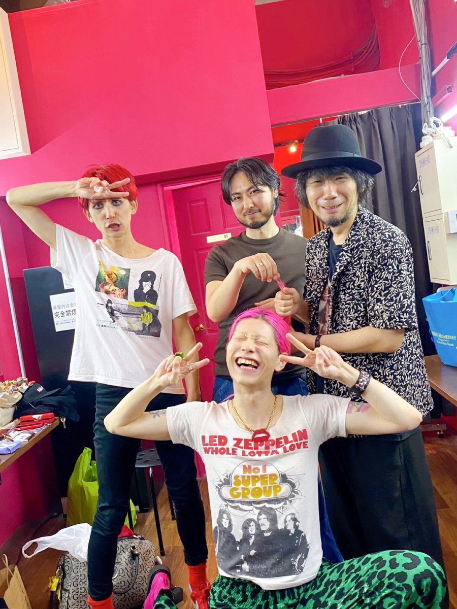 Sekaaaaanya's tweet photo. ボヘミアンズ最高最高最高‼️🌈🤩🔥
昨日も偉大なるロックンロールを目撃しました👀✨ https://t.co/XIvWQtqEPF